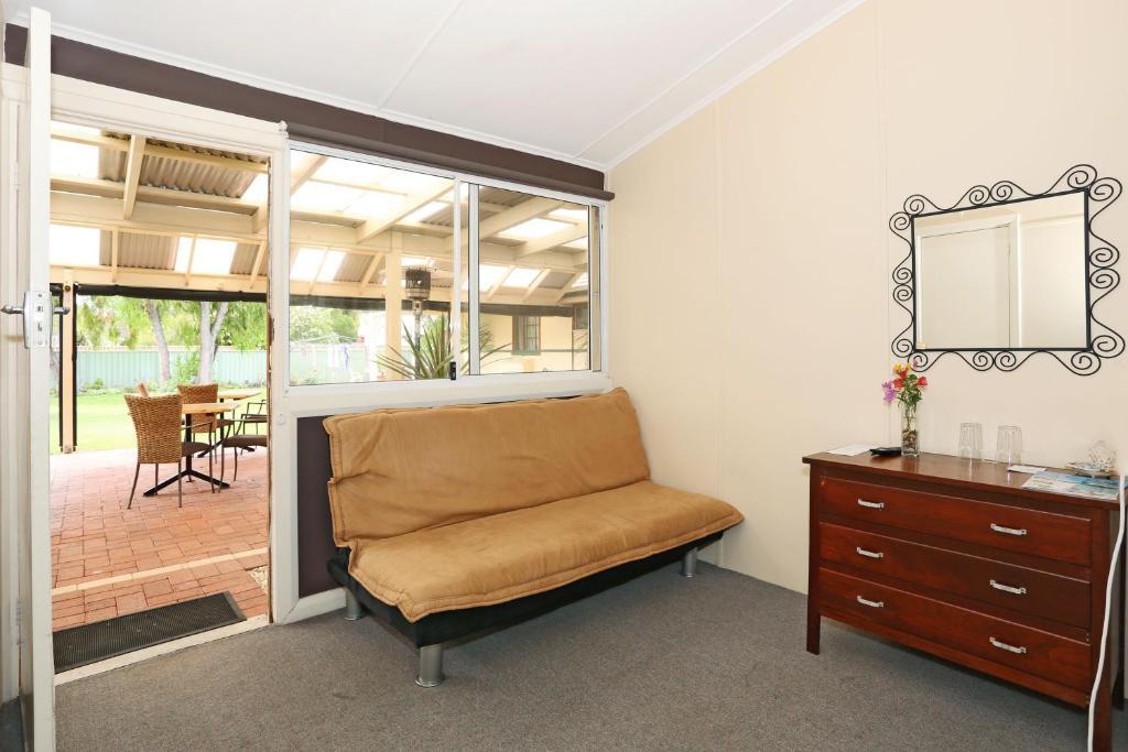 Busselton Guest House Екстериор снимка