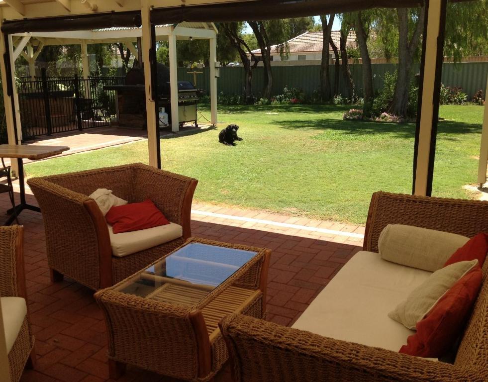 Busselton Guest House Стая снимка